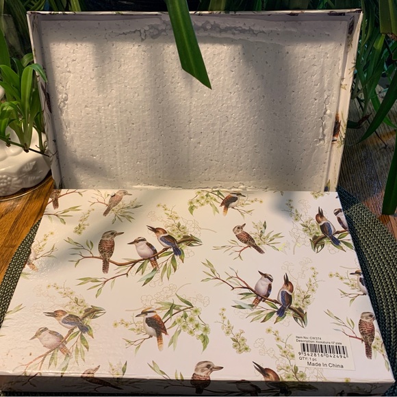 Kookaburra fine bone china sandwich plate - Picture 5 of 6